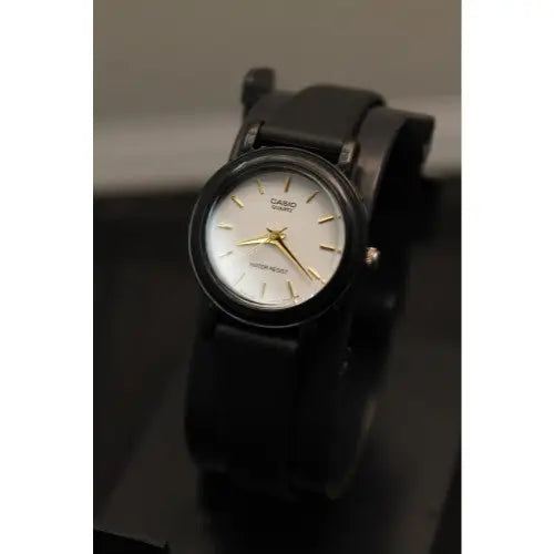 Casio Women’s Classic White Face Watch LQ139E-7A LQ-139 -
