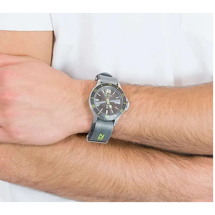 Nautica Men’s N83 Accra Beach Silver Tone Brass/Grey Fabric