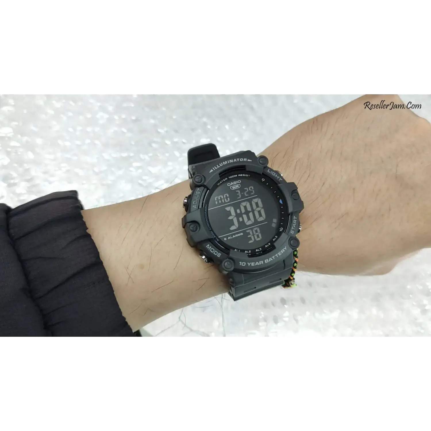 Casio Men’s Digital Quartz Stopwatch 100m Black Resin Watch