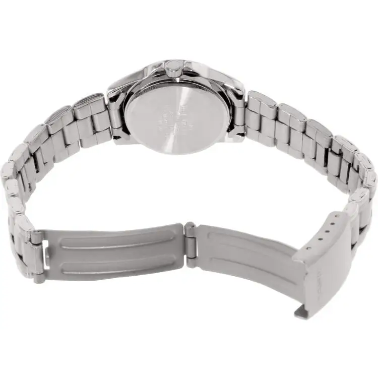 Casio Men’s Easy Reader Analog Quartz Stainless Steel Watch