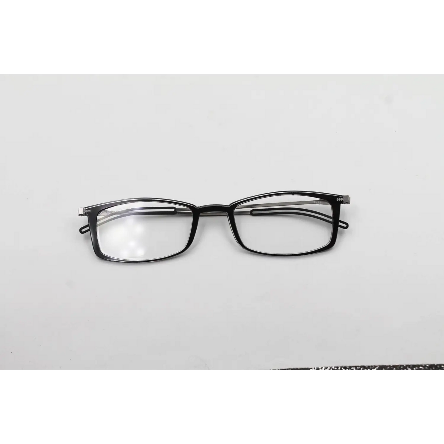ThinOptics +1.00 Black Brooklyn Reading Glasses Milano Case